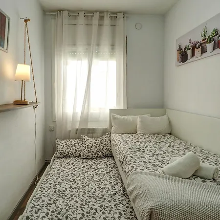 アパート Espalter White By Hello Homes